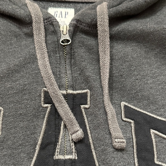 GAP Charcoal Full-Zip Hoodie - Picture 5 of 10